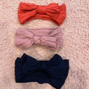 Bundle of 3 baby bows 🎀